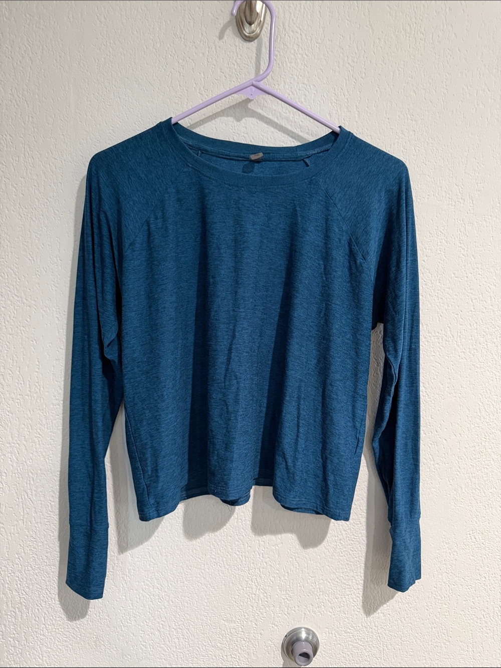 Beyond Yoga Women's Long Sleeve Crewneck Top in Teal